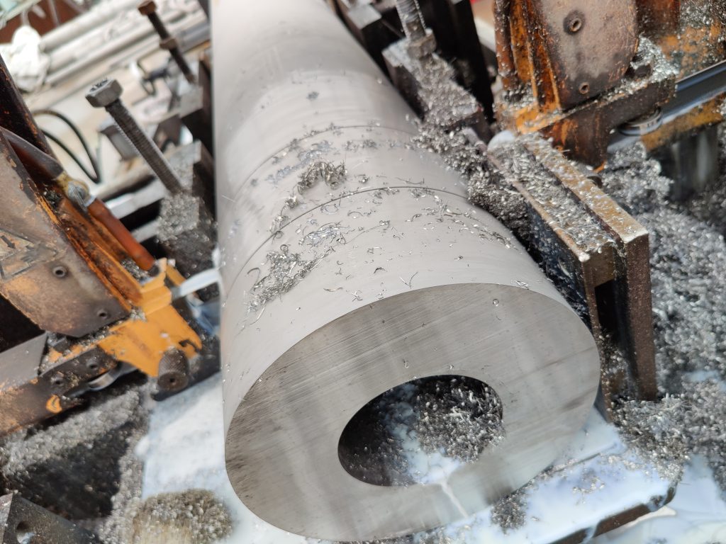 Thick wall stainless steel pipe